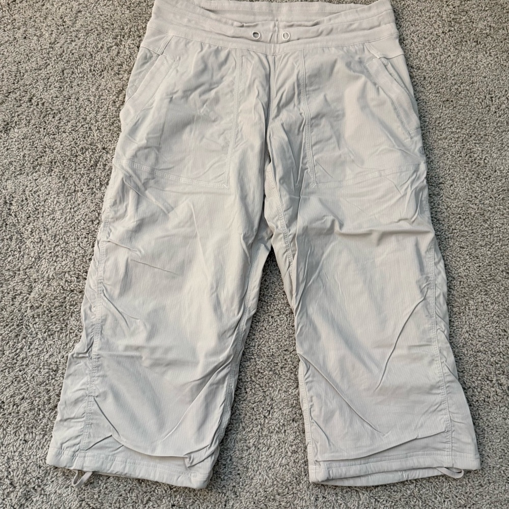 Lululemon Dance Studio Mid-Rise Cropped Pant, Size 8